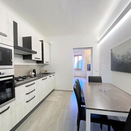 Casa Stella- A Due Passi Dal Corso Di Sienaアパートメント エクステリア 写真