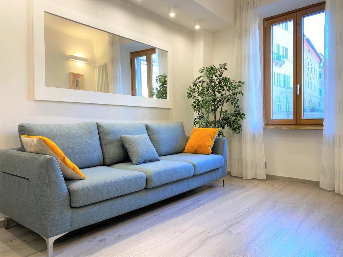 Casa Stella- A Due Passi Dal Corso Di Sienaアパートメント エクステリア 写真
