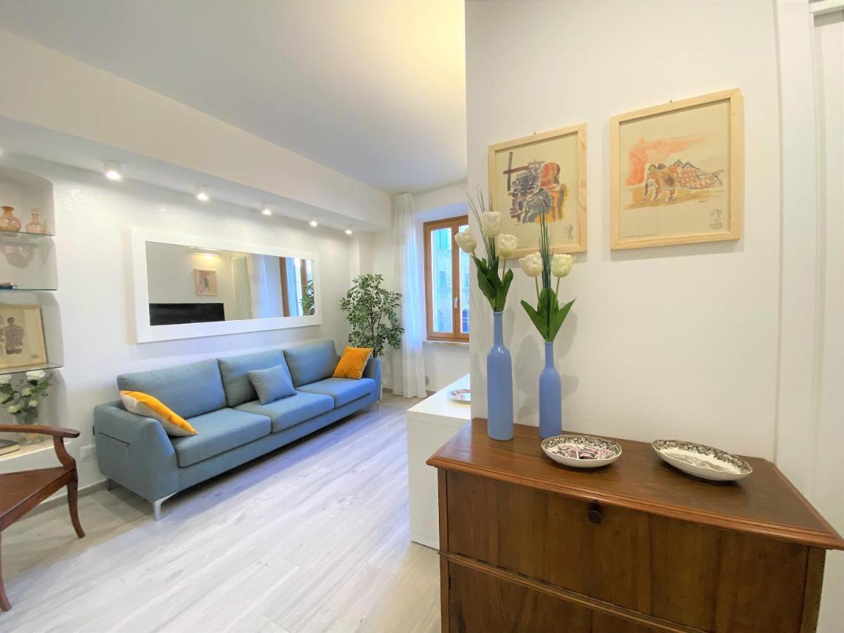 Casa Stella- A Due Passi Dal Corso Di Sienaアパートメント エクステリア 写真