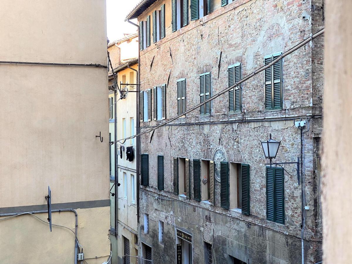 Casa Stella- A Due Passi Dal Corso Di Sienaアパートメント エクステリア 写真